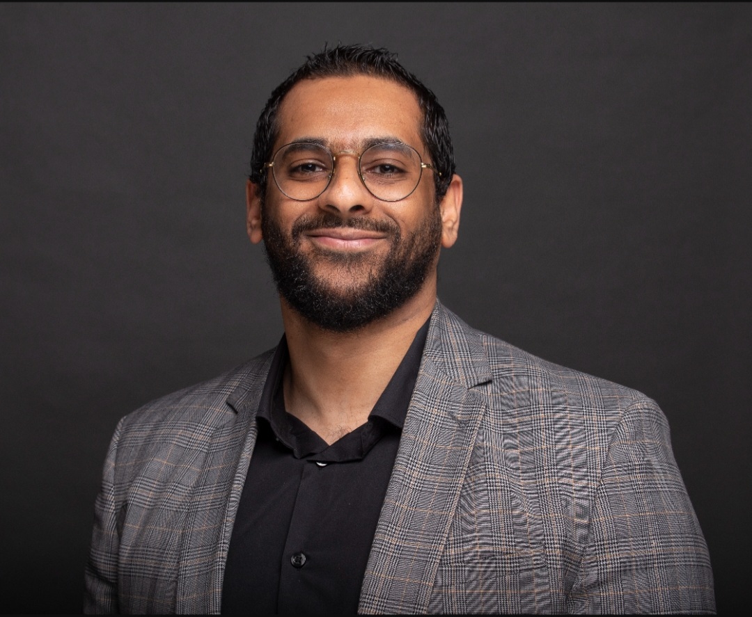 Luthfy Es-haq, Founder and CEO of EhxEntry